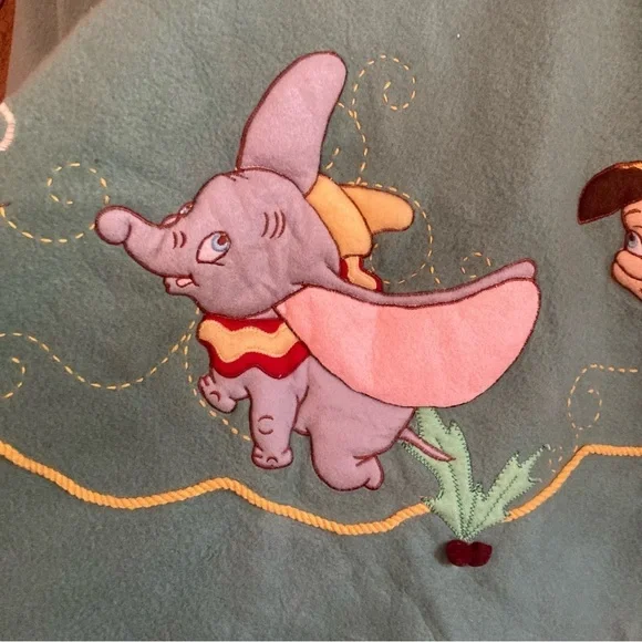 Vintage felt Disney character Christmas tree skirt - Picture 3 of 16